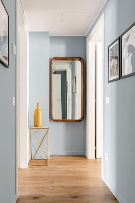 The Wallpaper House Apartment Mailand
